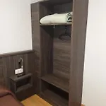 Km66 De Rei 招待所 Palas de Rei