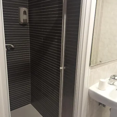 Km66 De Rei בית הארחה פאלאס דה ריי